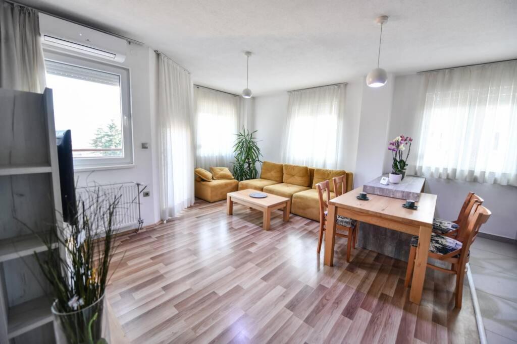 Exclusive 7- New Modern Cozy Apartment Kočani Exteriör bild